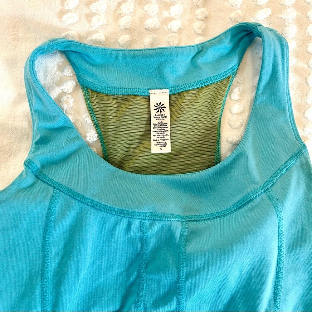 Athleta Women’s Turquoise Blue Shelf Bra Workout Racerback Tank Top Sz S - Picture 3 of 6